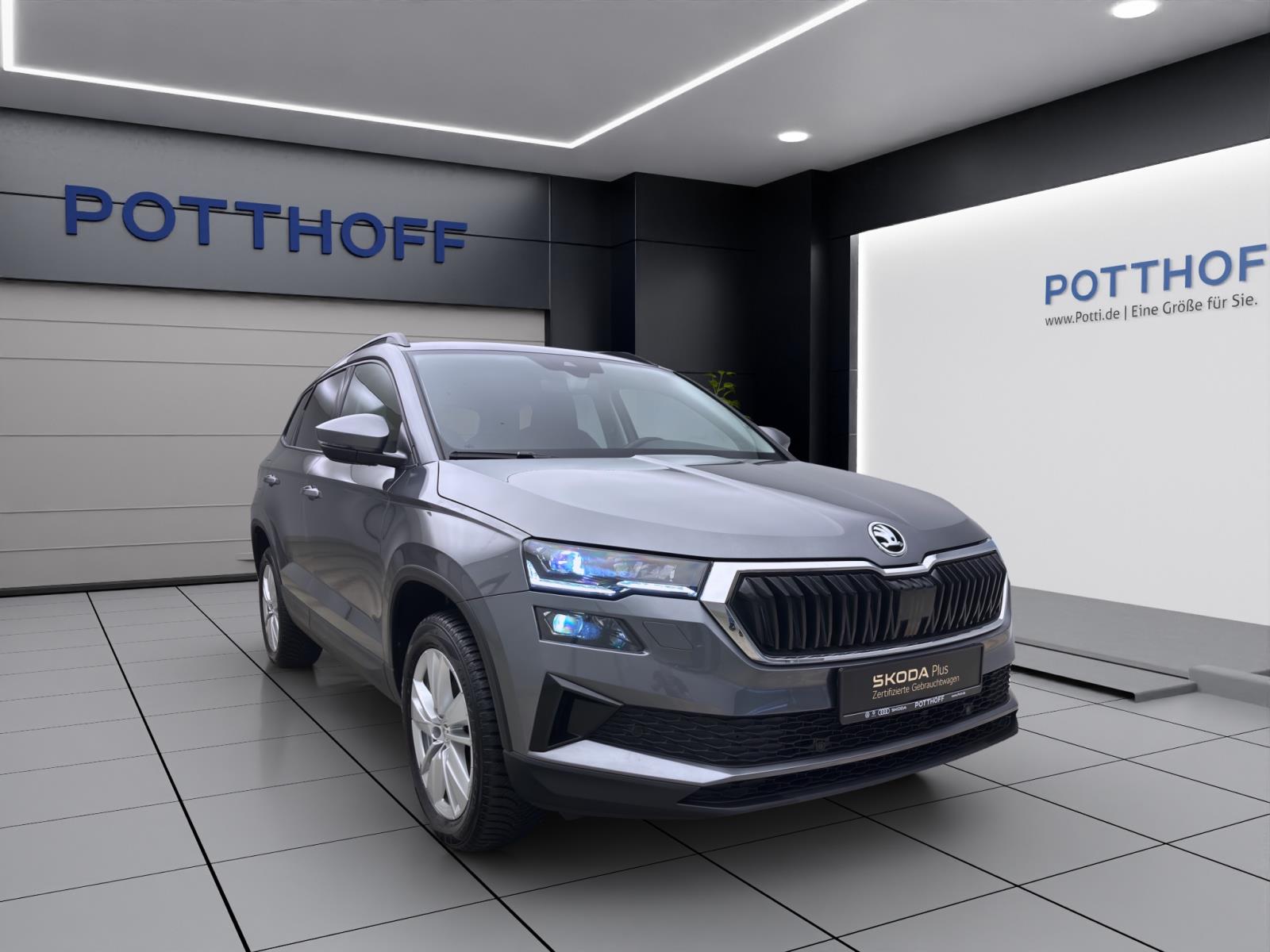 Skoda Karoq 1.5 TSI DSG SELECTION NAVI KAMERA MATRIX SITZHZG