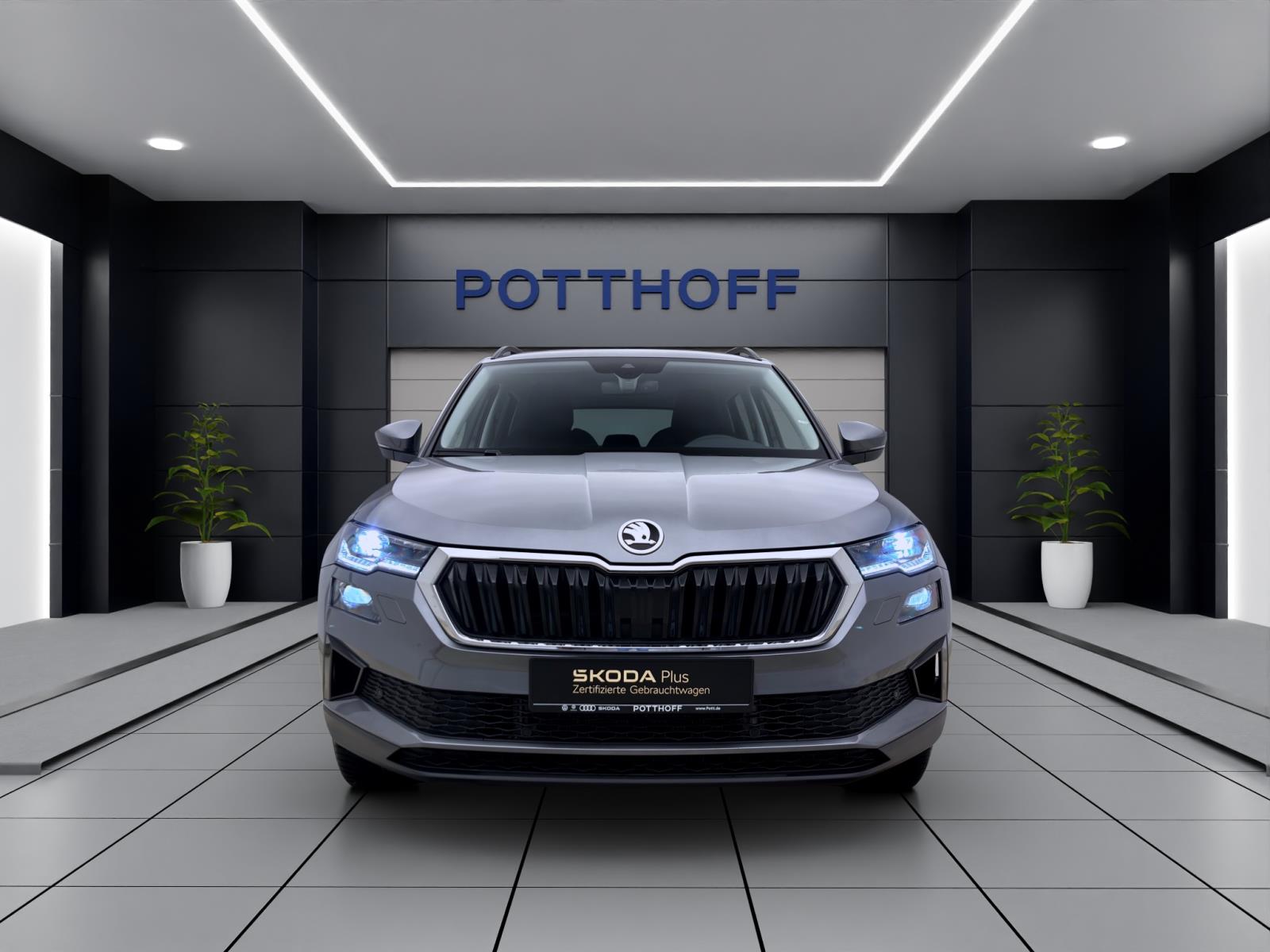 Skoda Karoq 1.5 TSI DSG SELECTION NAVI KAMERA MATRIX SITZHZG