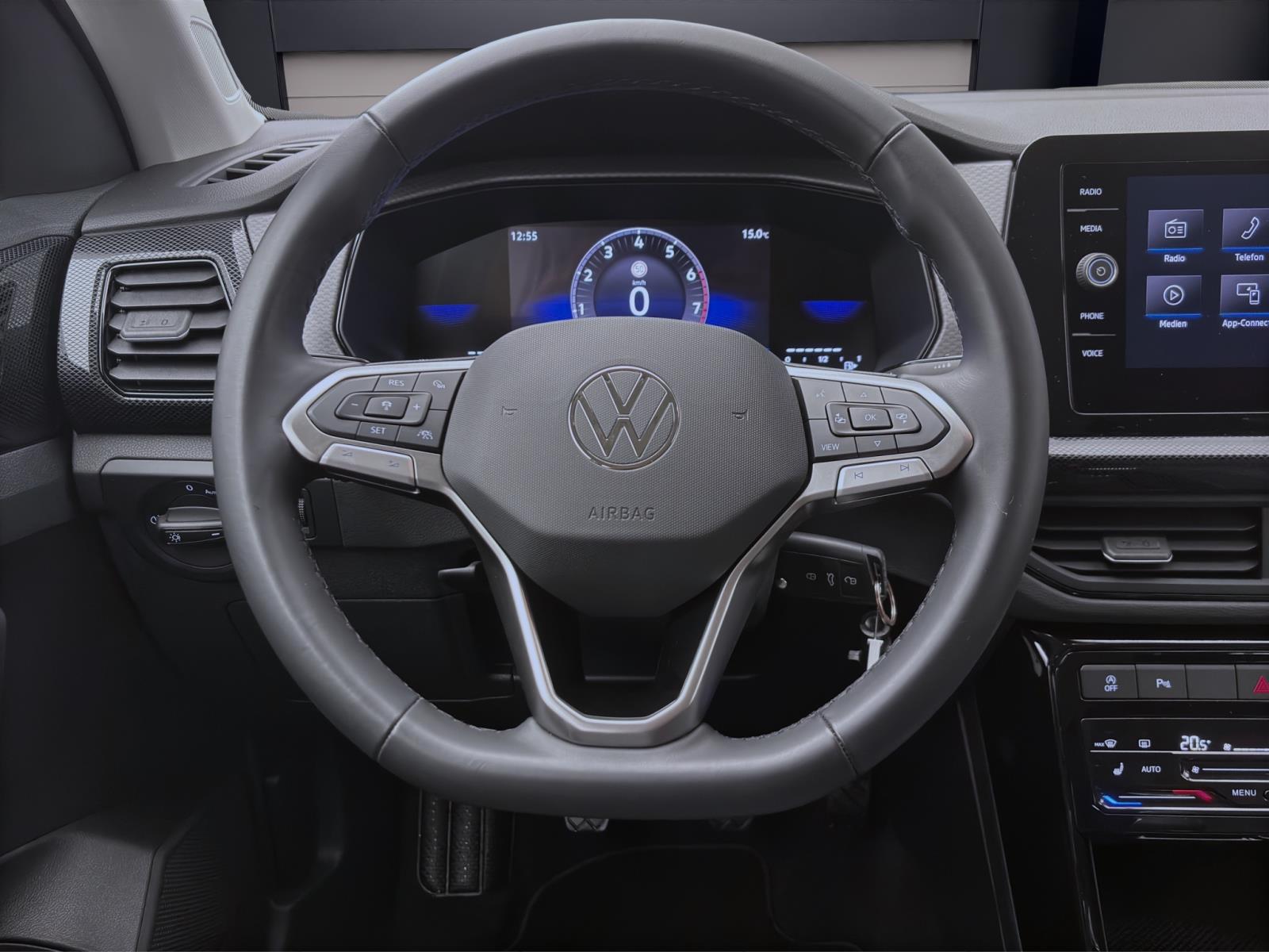 Volkswagen T-Cross 1.0 TSI LIFE KLIMA PDC LED SITZHZG