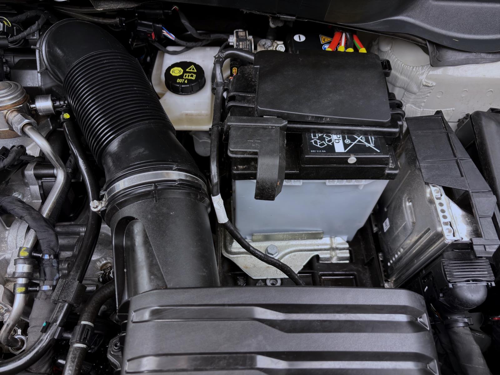 Volkswagen T-Cross 1.0 TSI LIFE KLIMA PDC LED SITZHZG