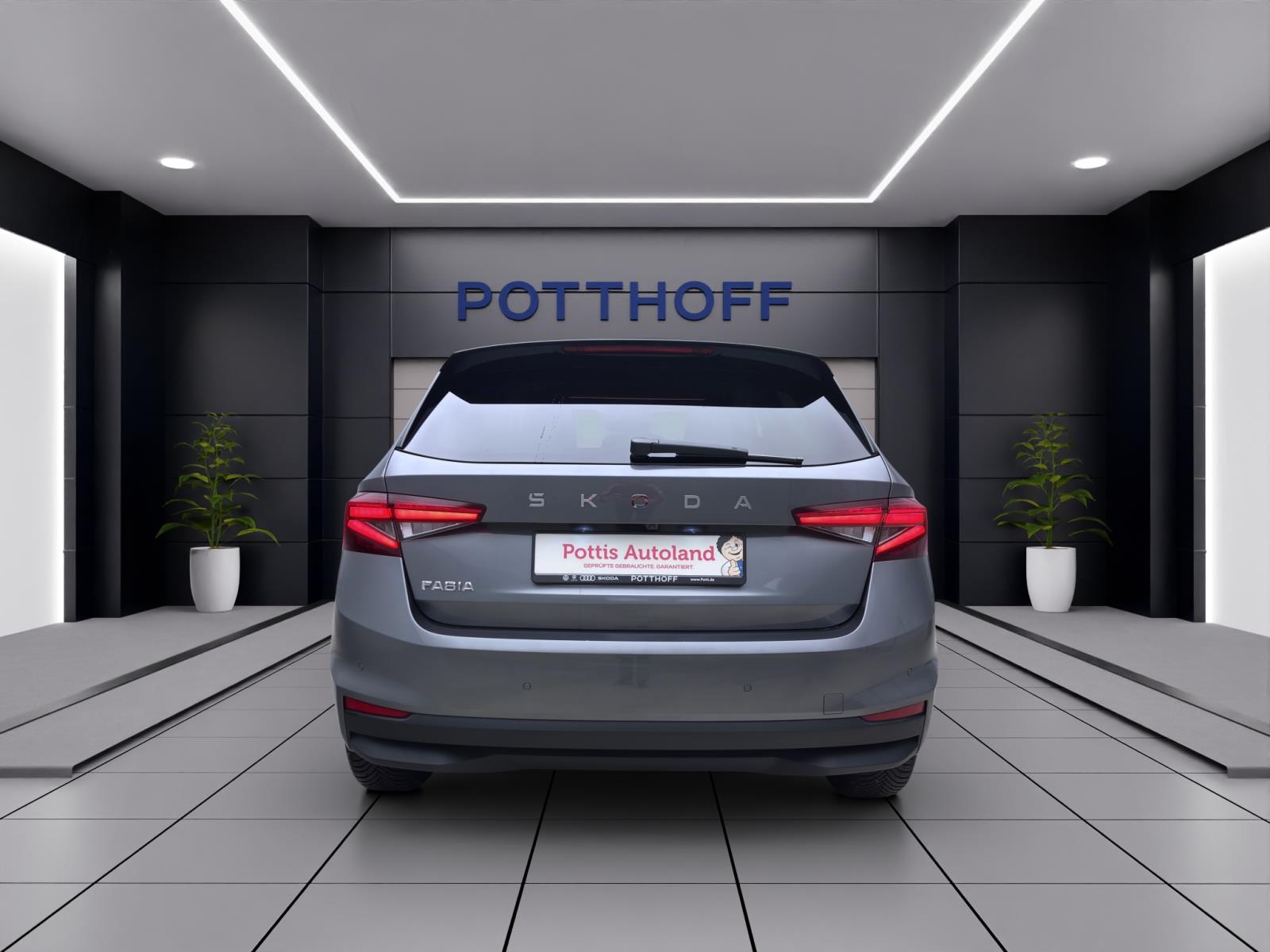 Skoda Fabia 1.0 TSI DSG SELECTION NAVI PANO KLIMA PDC