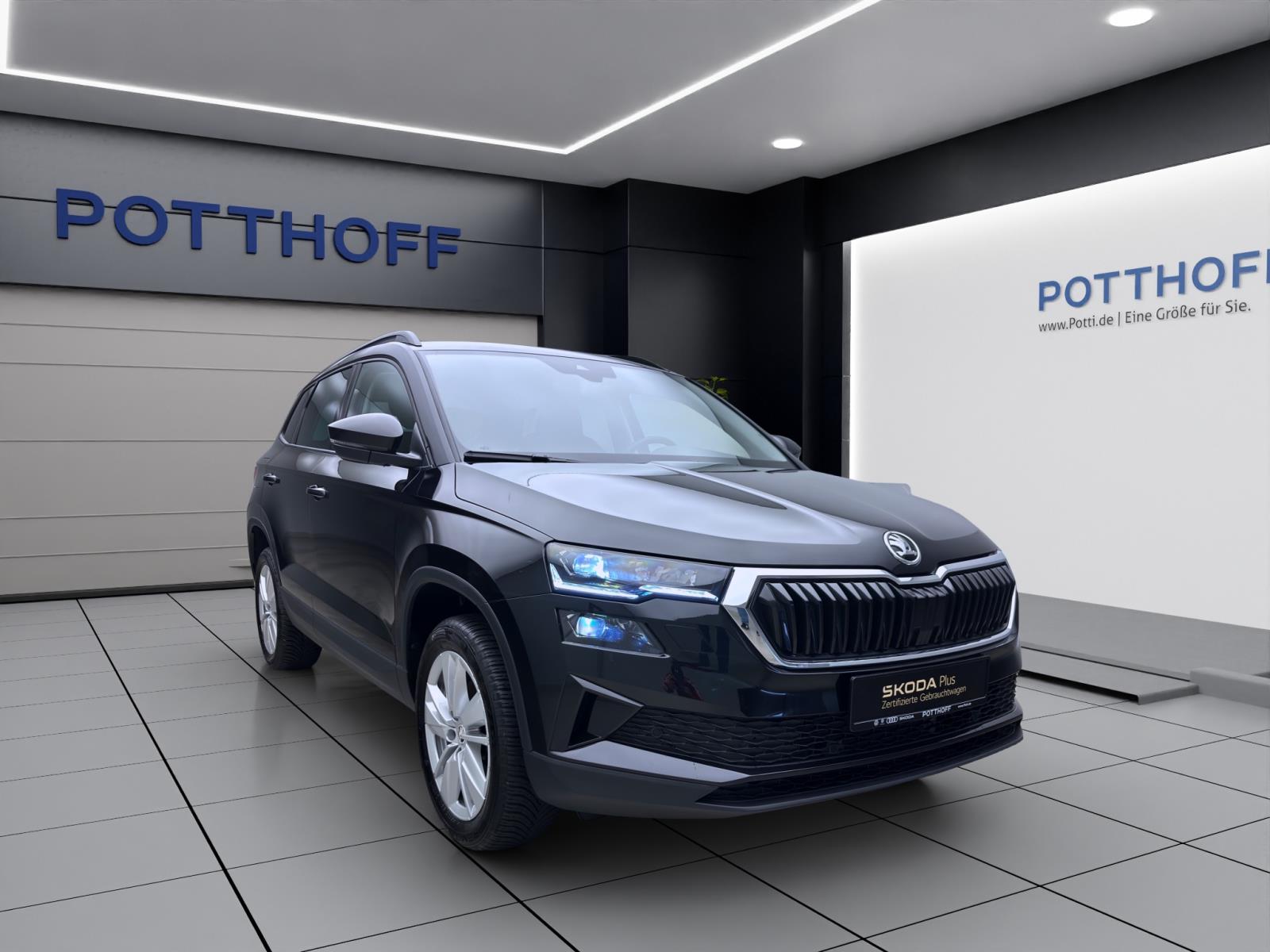 Skoda Karoq 1.5 TSI DSG SELECTION NAVI KAMERA PDC ACC