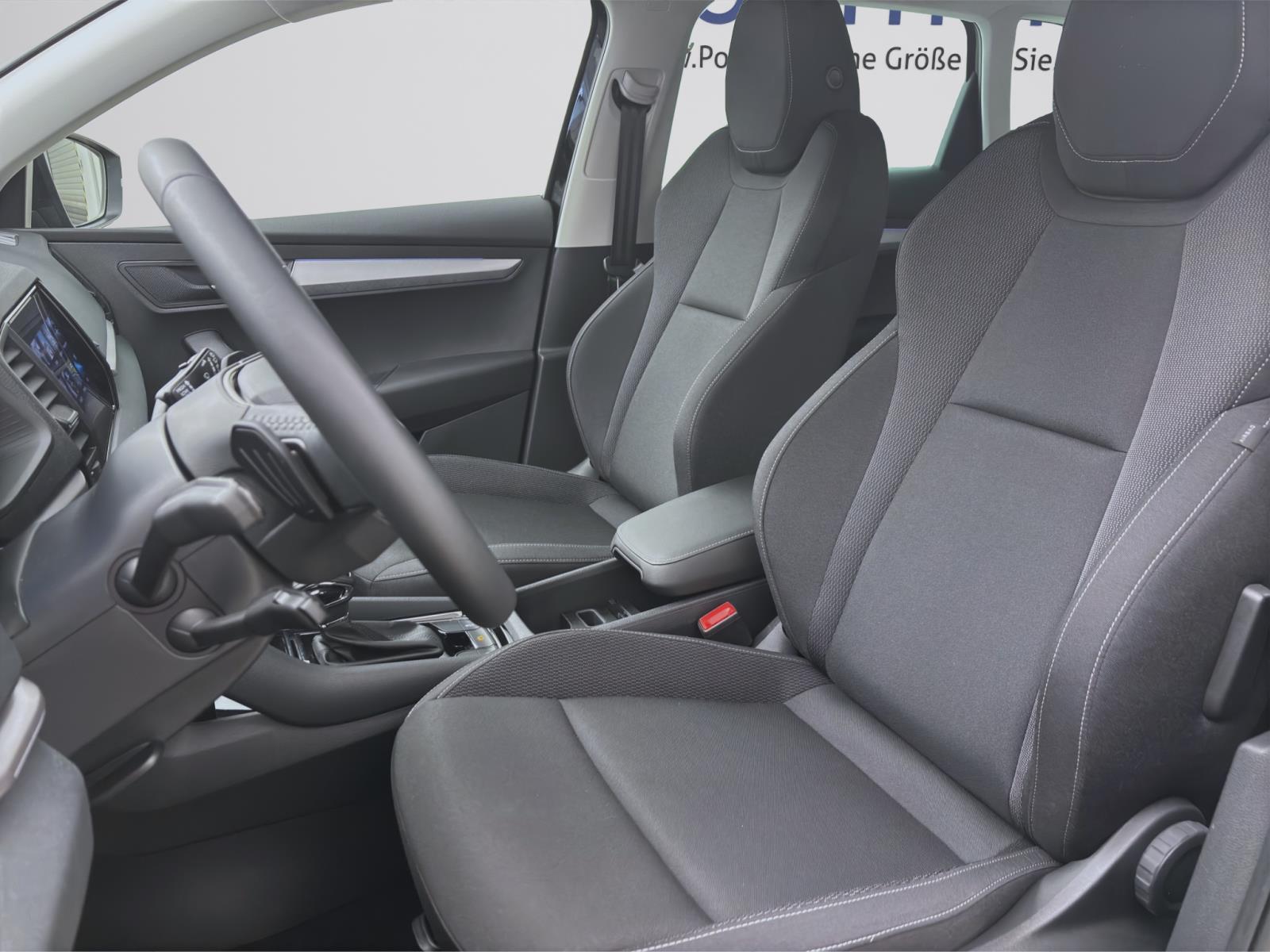 Skoda Karoq 1.5 TSI DSG SELECTION NAVI KAMERA PDC ACC