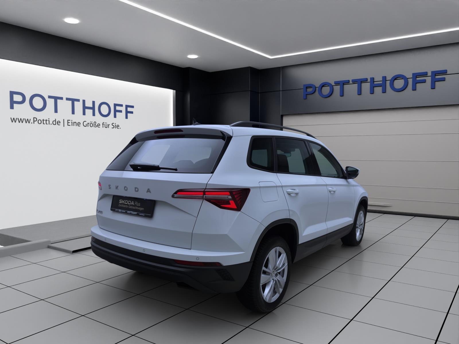 Skoda Karoq 1.5 TSI DSG SELECTION NAVI MATRIX PDC KAMERA