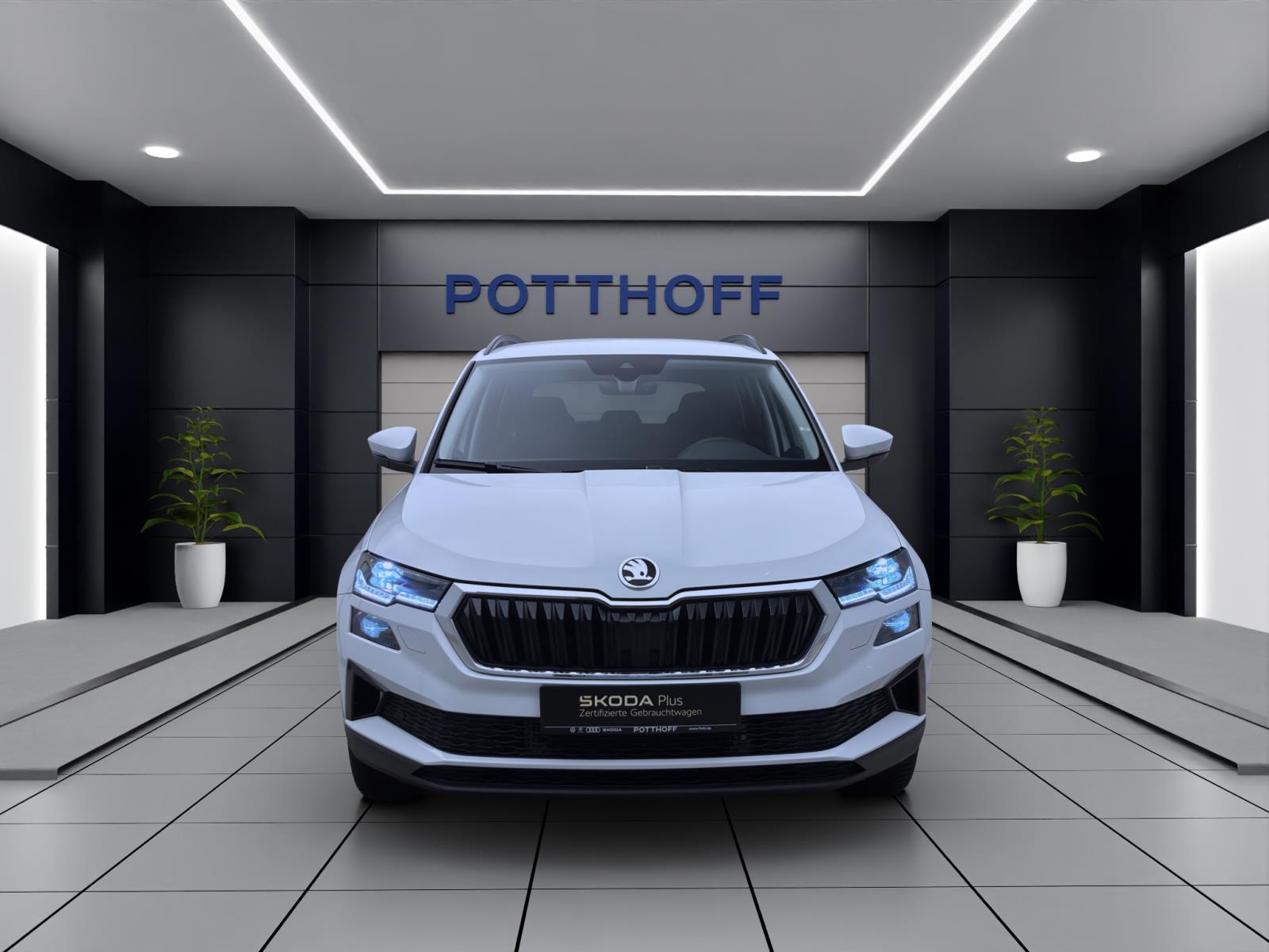 Skoda Karoq 1.5 TSI DSG SELECTION NAVI MATRIX PDC KAMERA