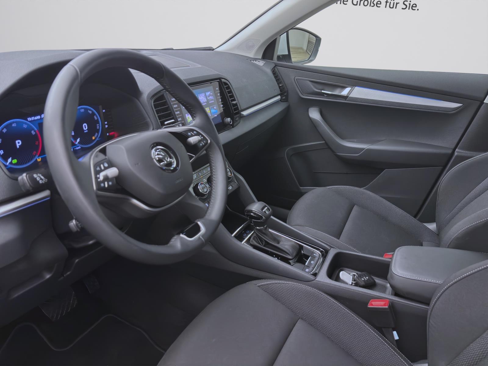 Skoda Karoq 1.5 TSI DSG SELECTION NAVI MATRIX PDC KAMERA