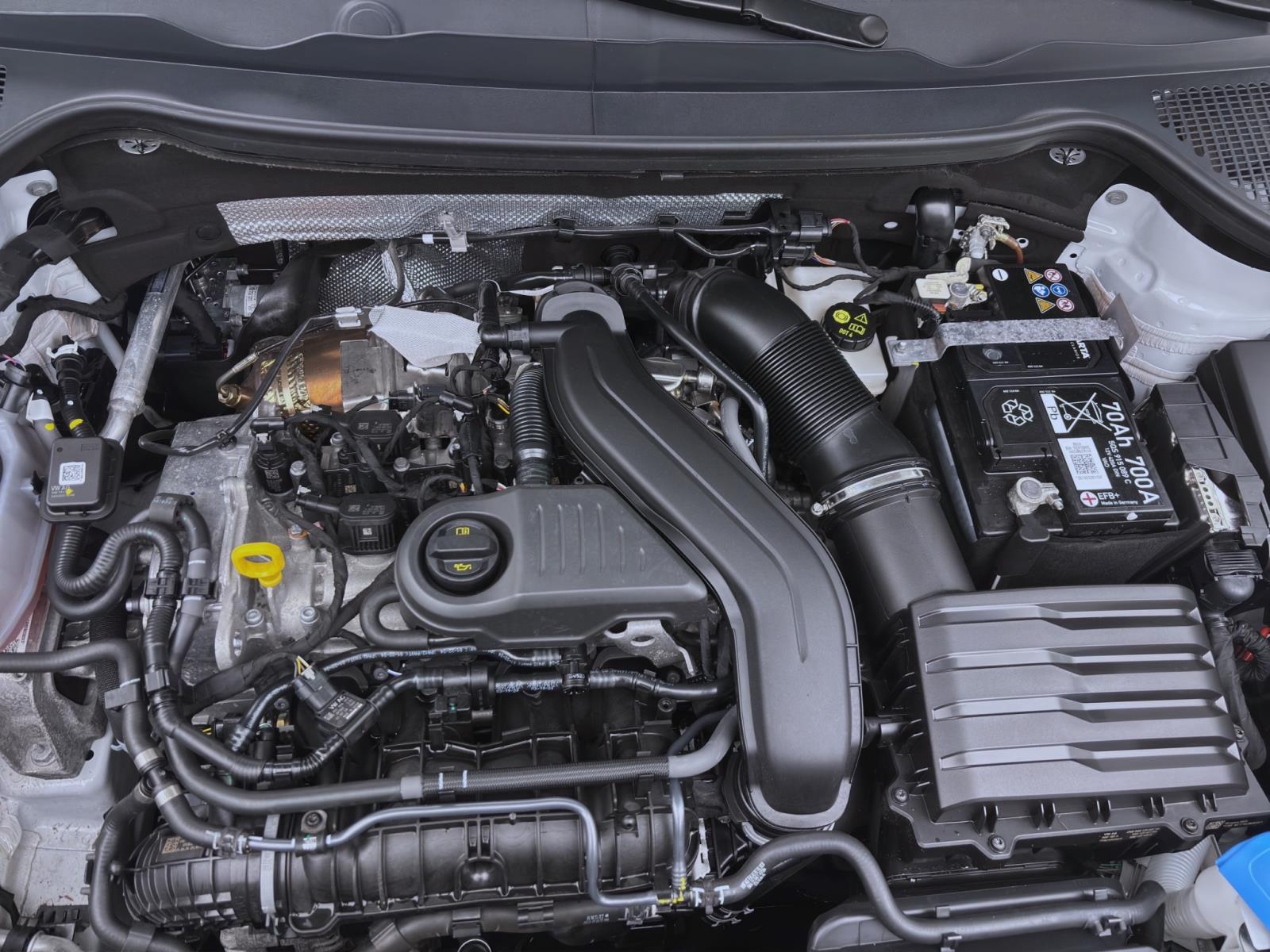Skoda Karoq 1.5 TSI DSG SELECTION NAVI MATRIX PDC KAMERA