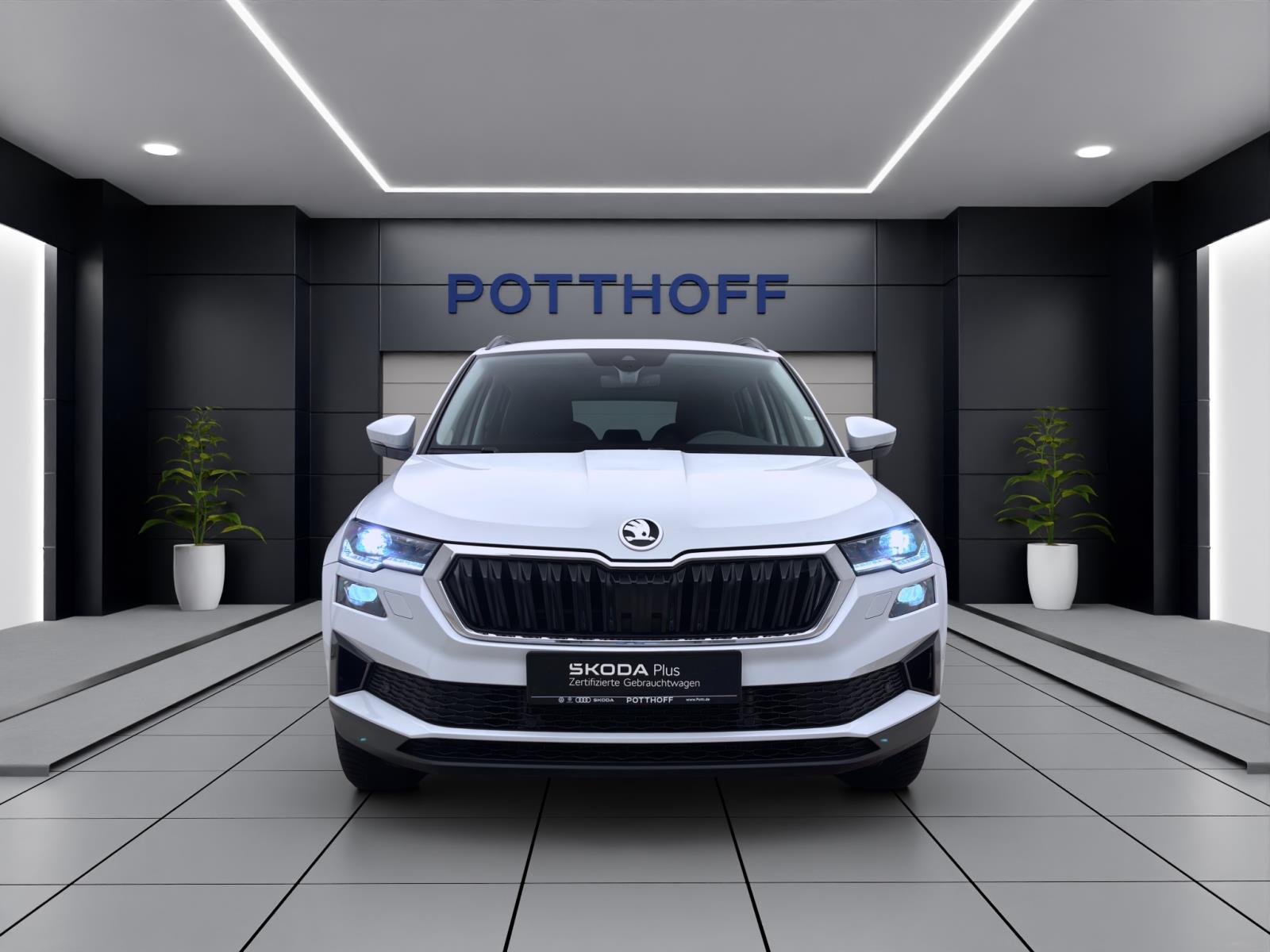 Skoda Karoq 1.5 TSI DSG SELECTION NAVI KAMERA ACC MATRIX