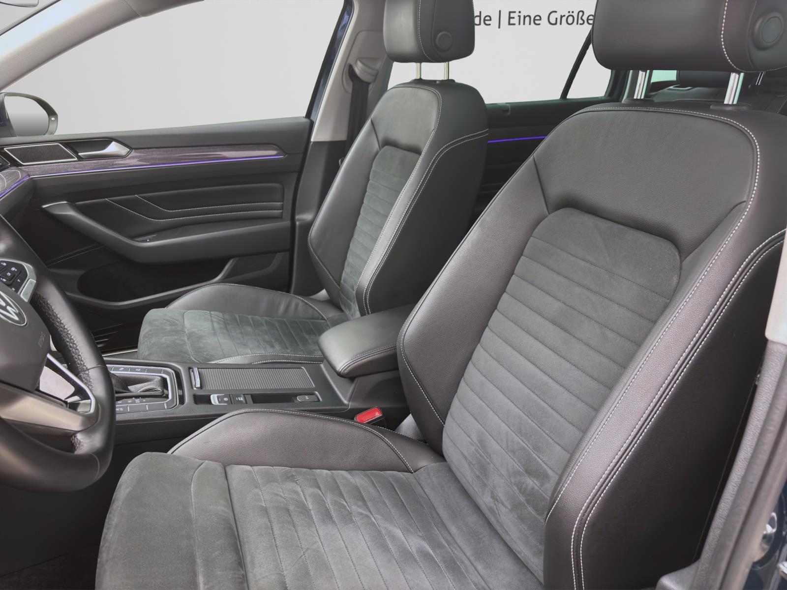 Volkswagen Passat Variant 2.0 TSI DSG ELEGANCE STANDHZG PANO IQ.LIGHT