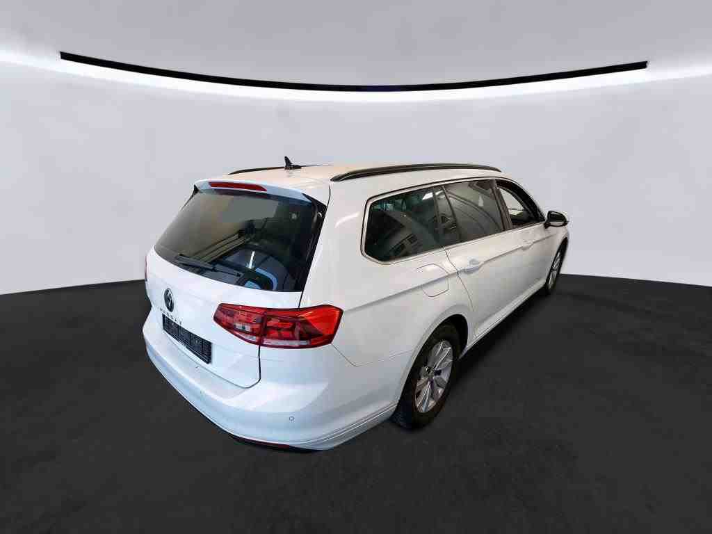 Volkswagen Passat Variant 2.0 TDI DSG BUSINESS NAVI KAMERA SITZHZG