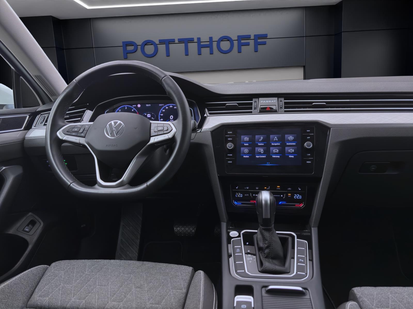 Volkswagen Passat Variant 2.0 TDI DSG BUSINESS NAVI KAMERA SITZHZG