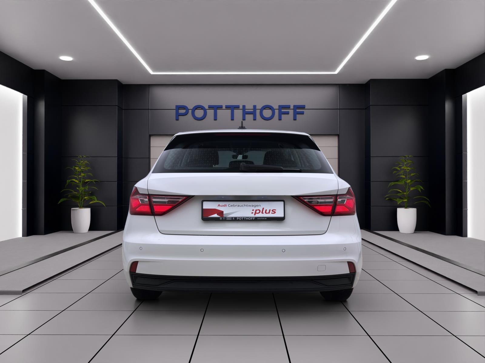 Bild 2: Audi A1 Sportback 25 TFSI PDC SITZHZG KLIMA