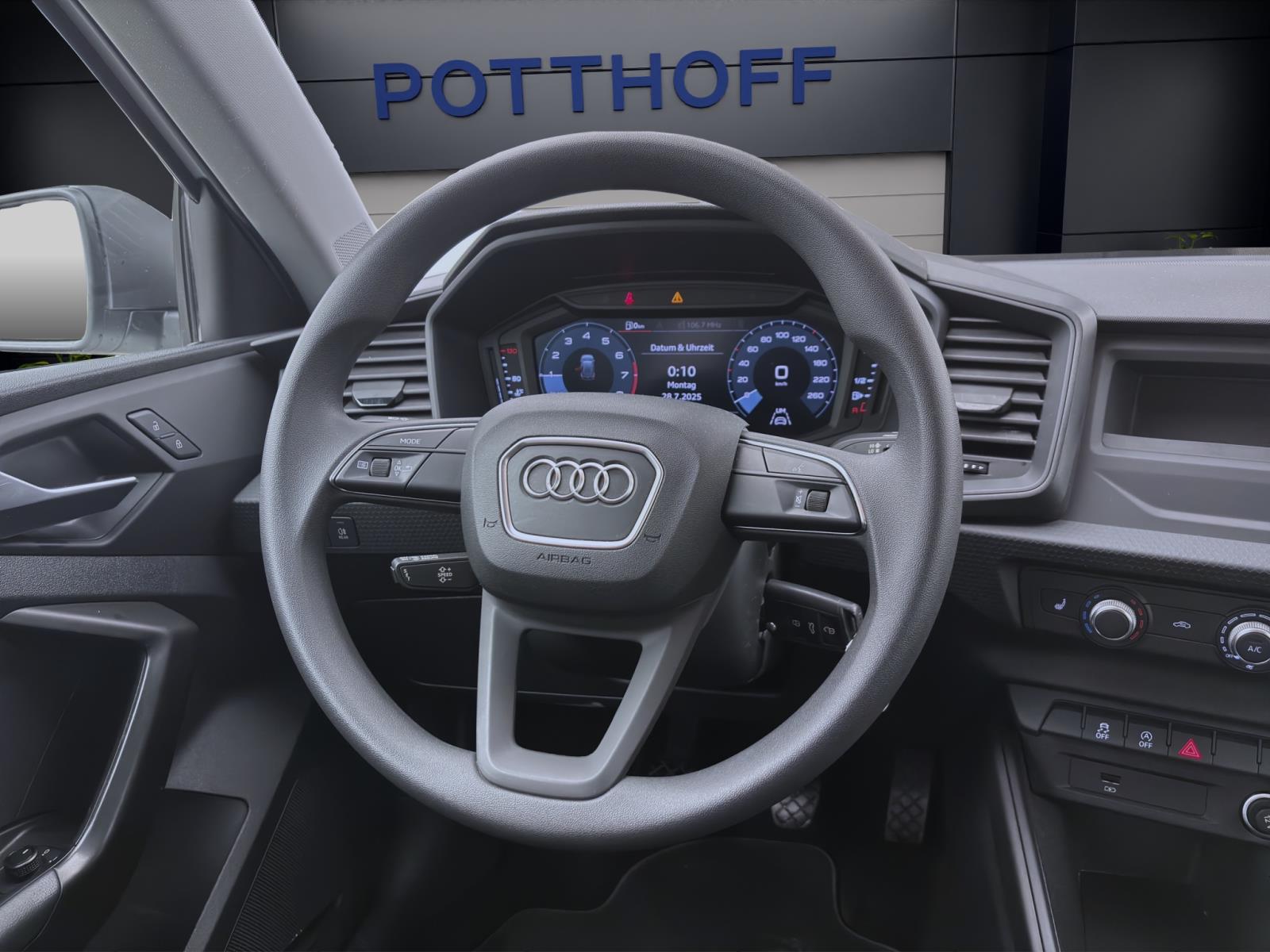 Bild 10: Audi A1 Sportback 25 TFSI PDC SITZHZG KLIMA