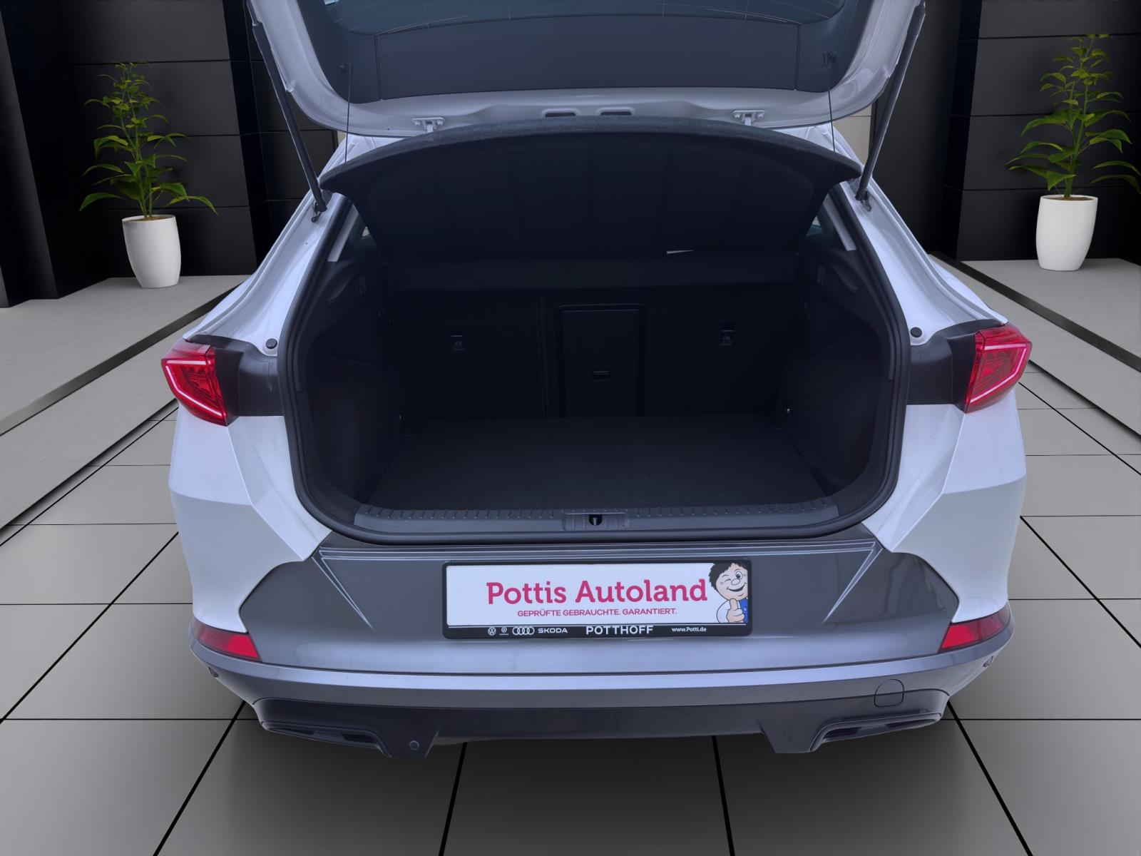 Cupra Formentor 1.5 TSI PDC KLIMA ACC LED LM18