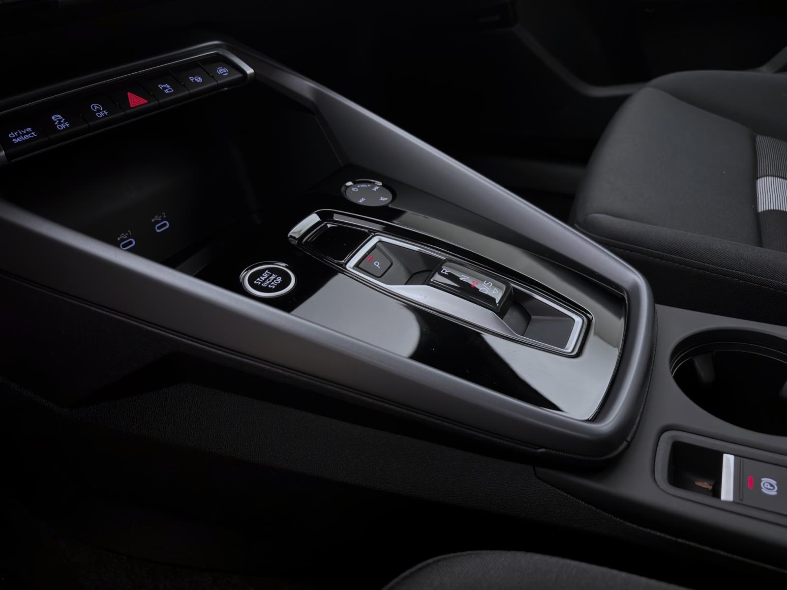 Bild 12: Audi A3 Sportback 35 TDI ADVANCED NAVI AHK KAMERA SITZHZG