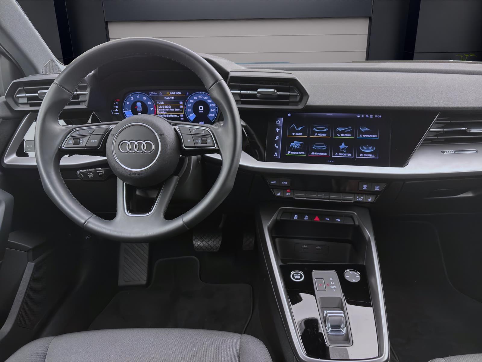 Bild 11: Audi A3 Limousine 35 TFSI ADVANCED SITZHZG KLIMA PDC GRA