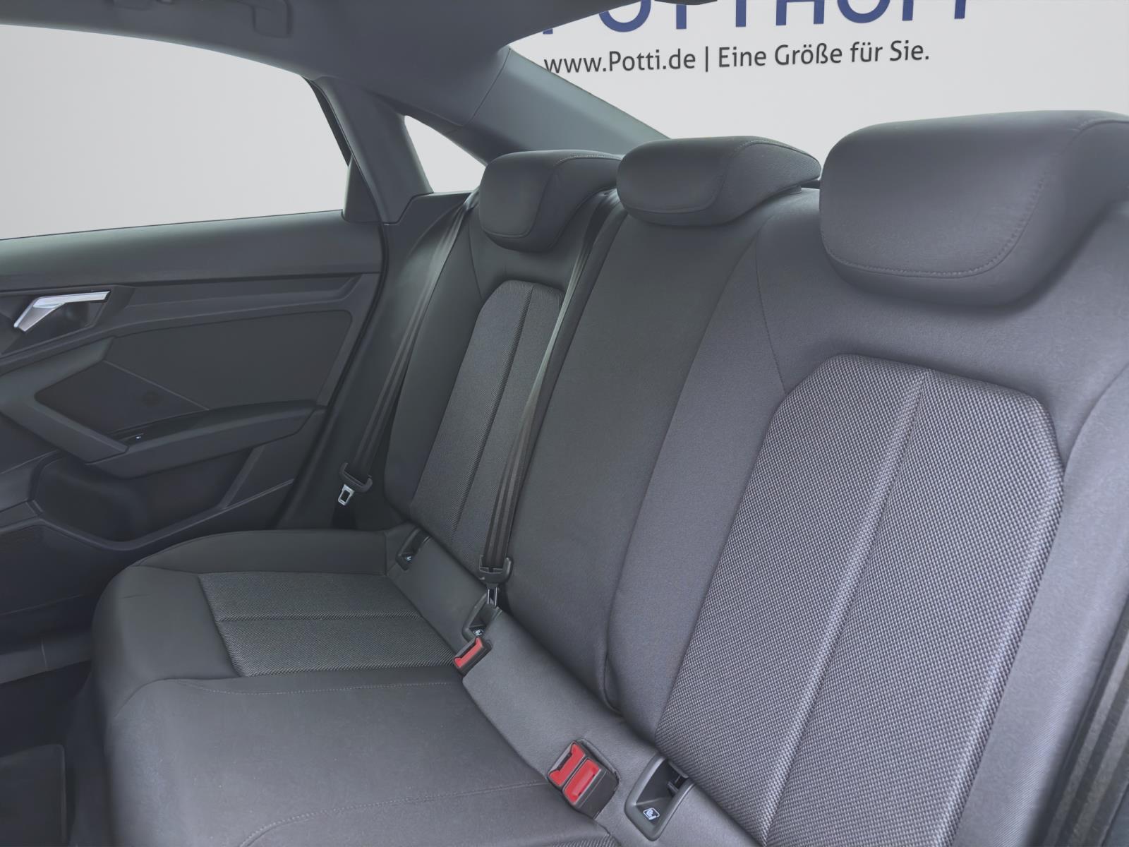 Bild 13: Audi A3 Limousine 35 TFSI ADVANCED SITZHZG GRA KLIMA
