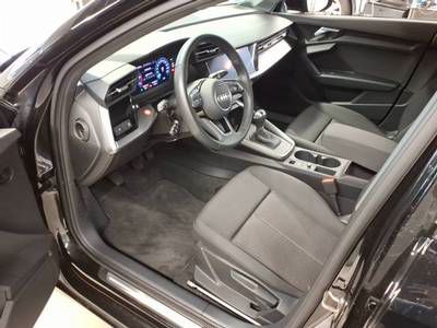 Audi A3 Sportback 30 TDI ADVANCED PDC VIRTUAL KLIMA LM17
