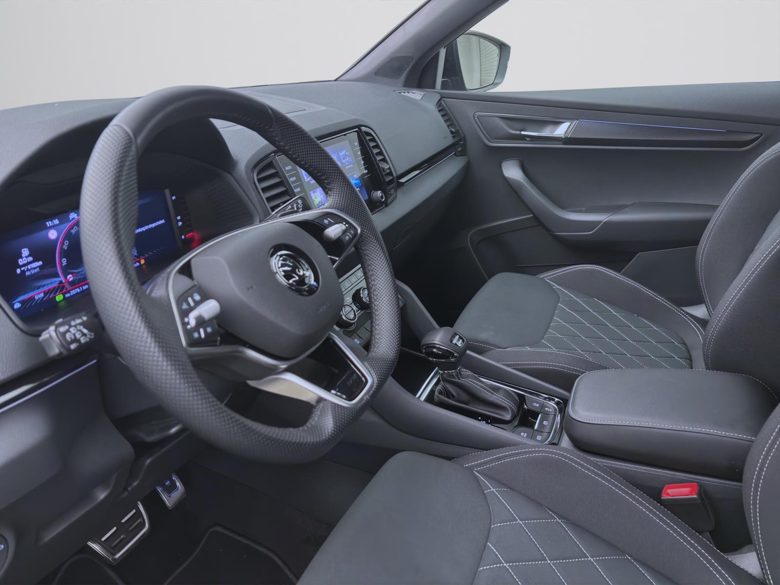 Skoda Karoq 2.0 TDI DSG 4x4 SPORTLINE MATRIX PDC SITZHZG