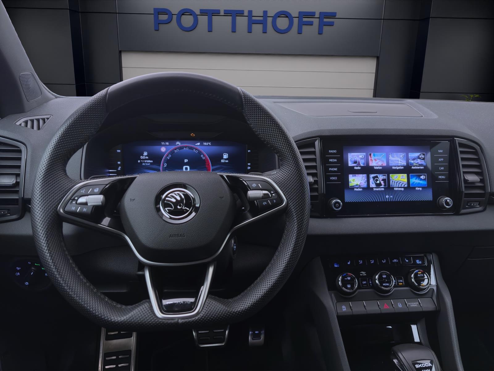 Skoda Karoq 2.0 TDI DSG 4x4 SPORTLINE MATRIX PDC SITZHZG