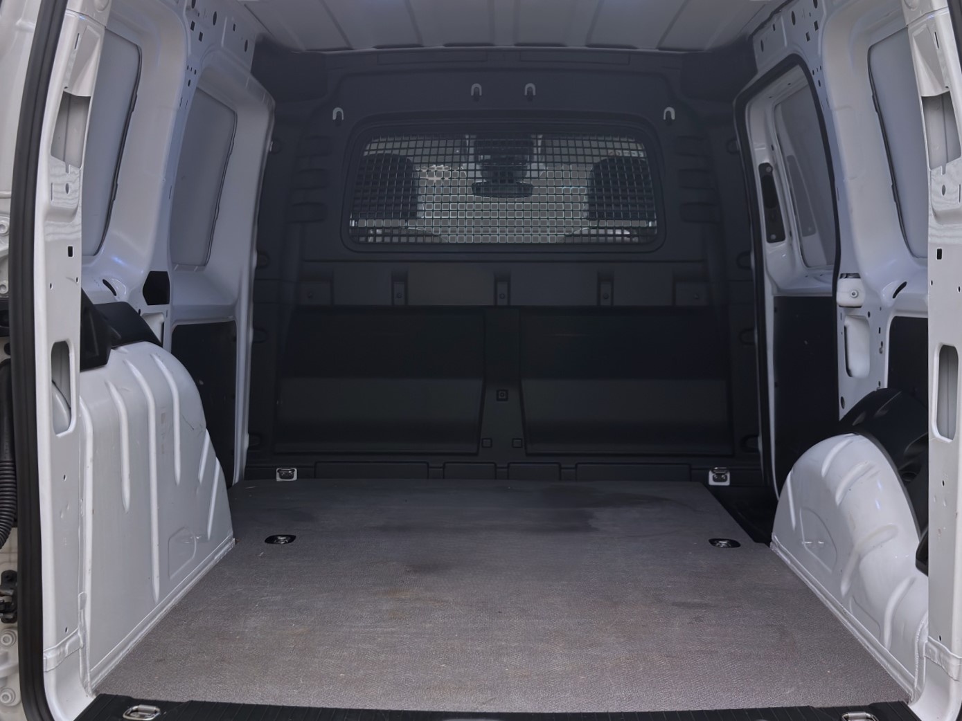 Bild 3: Volkswagen Caddy Cargo 2.0 TDI NAVI KAMERA ACC SITZHZG