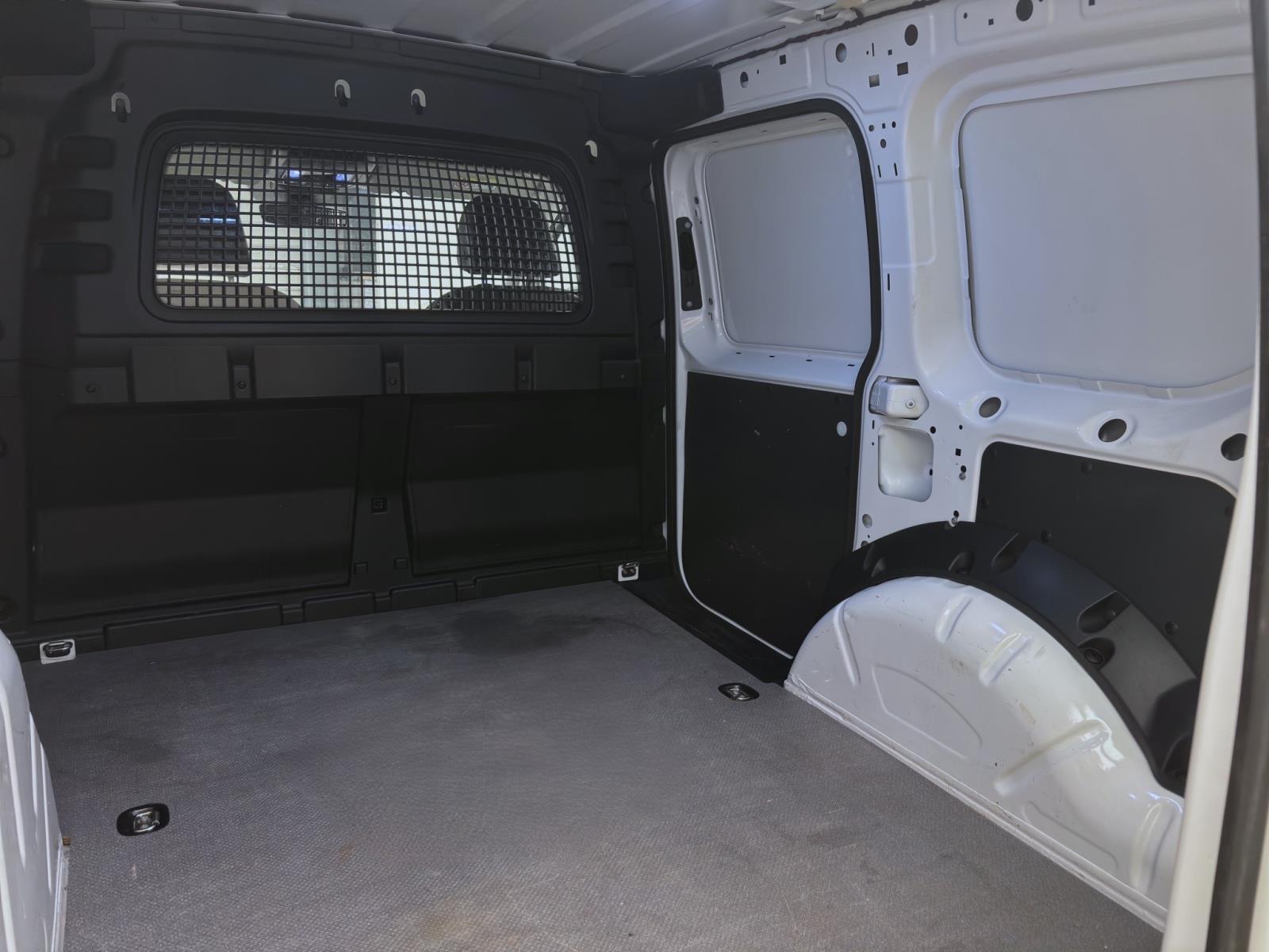 Bild 16: Volkswagen Caddy Cargo 2.0 TDI NAVI KAMERA ACC SITZHZG