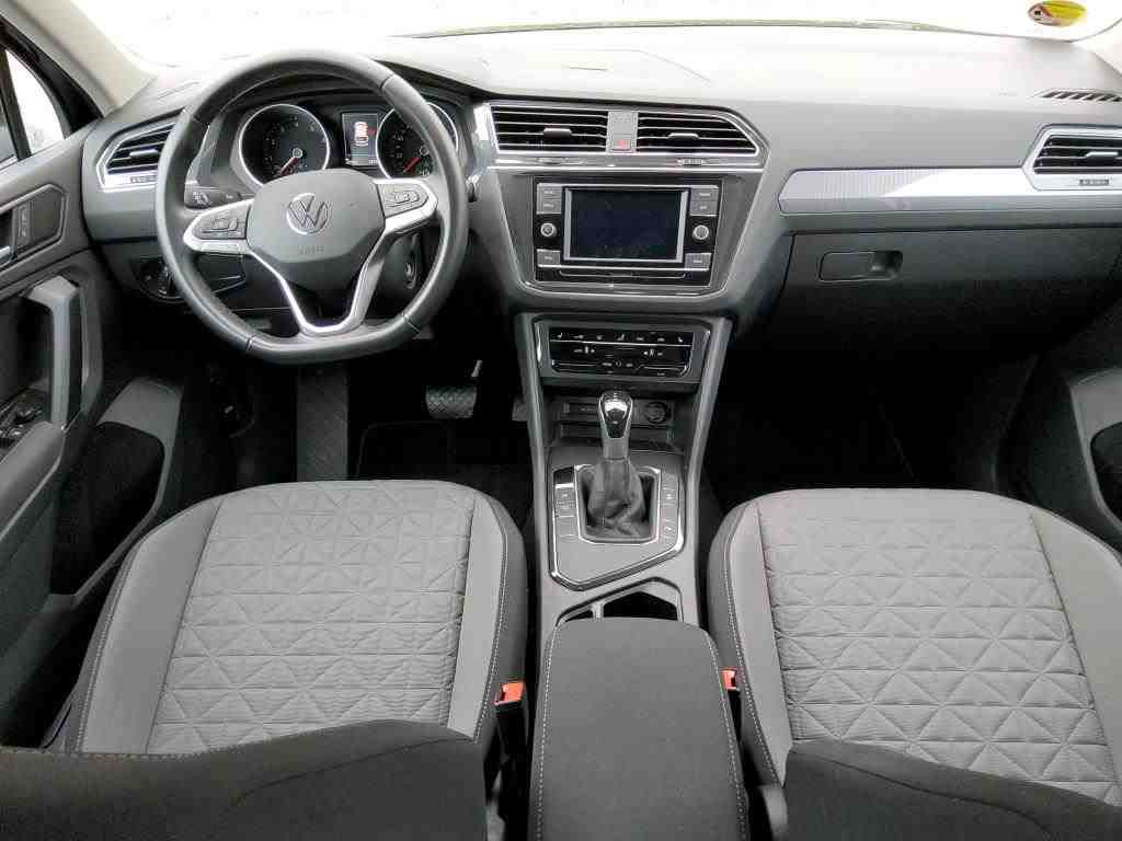 Volkswagen Tiguan 1.5 TSI DSG LIFE NAVI PDC SITZHZG ACC