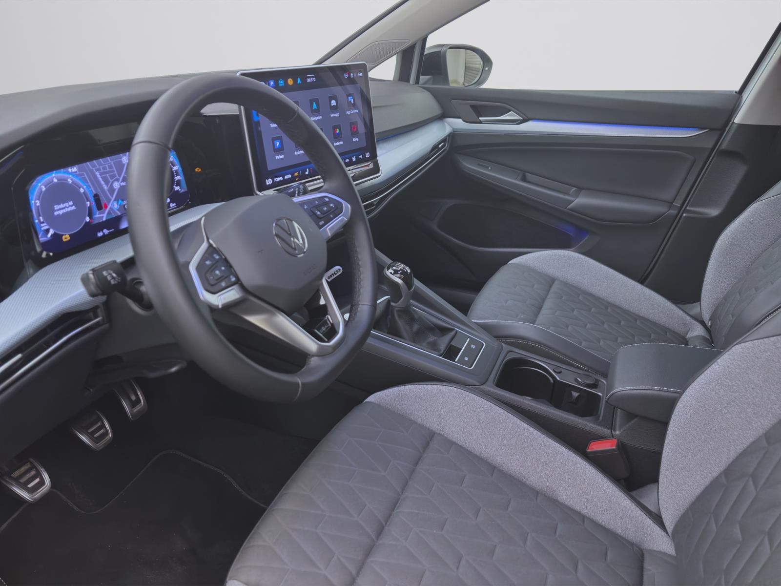Volkswagen Golf 1.5 TSI GOAL NAVI AHK SITZHZG PDC