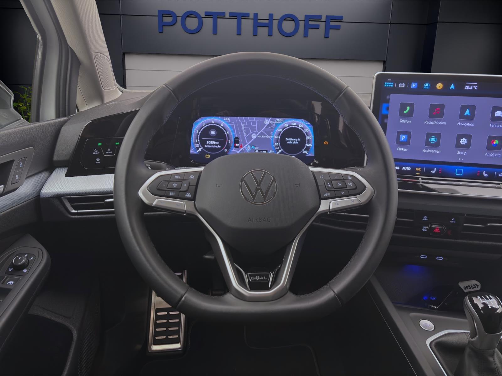 Volkswagen Golf 1.5 TSI GOAL NAVI AHK SITZHZG PDC