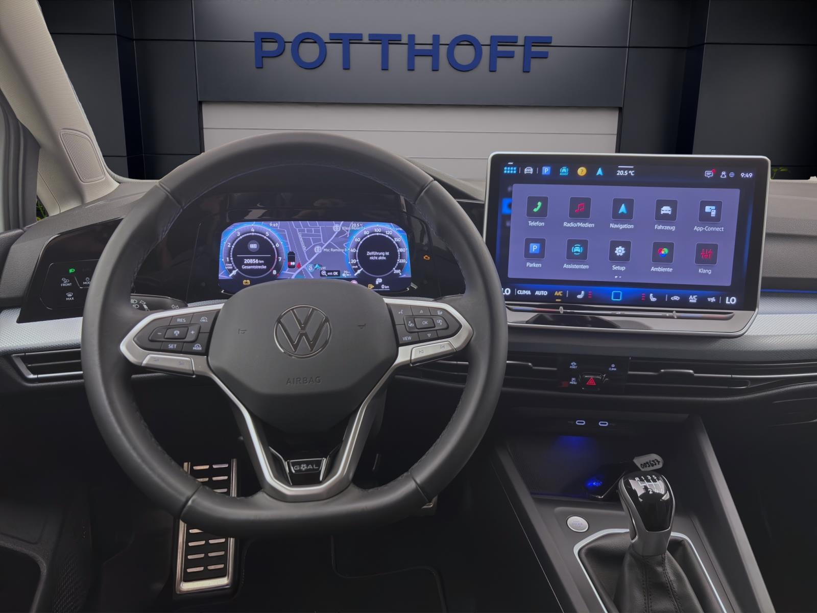 Volkswagen Golf 1.5 TSI GOAL NAVI AHK SITZHZG PDC