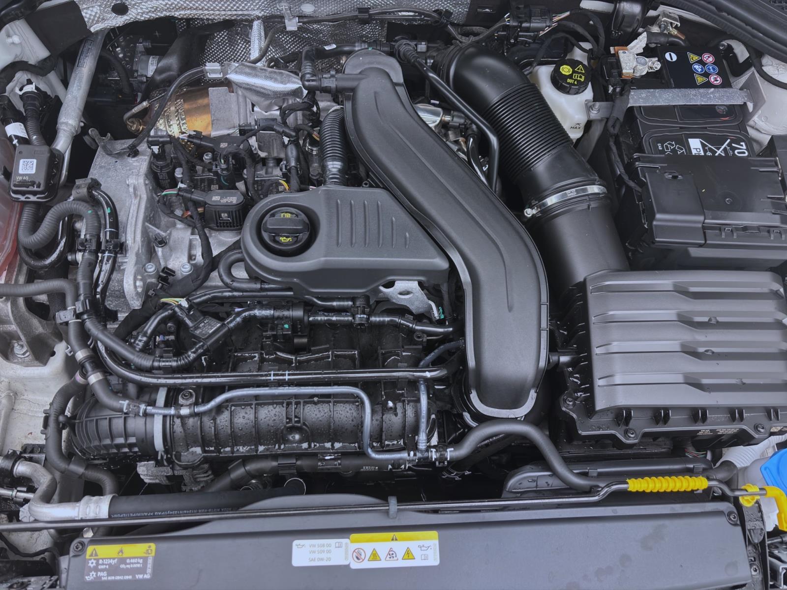Volkswagen Golf 1.5 TSI GOAL NAVI AHK SITZHZG PDC
