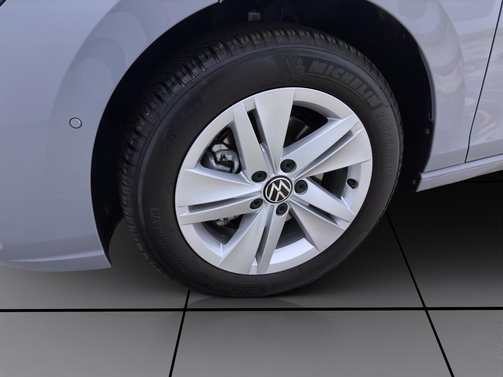 Bild 7: Volkswagen Golf Variant 1.0 TSI LIFE PANO STANDHZG IQ.LIGHT