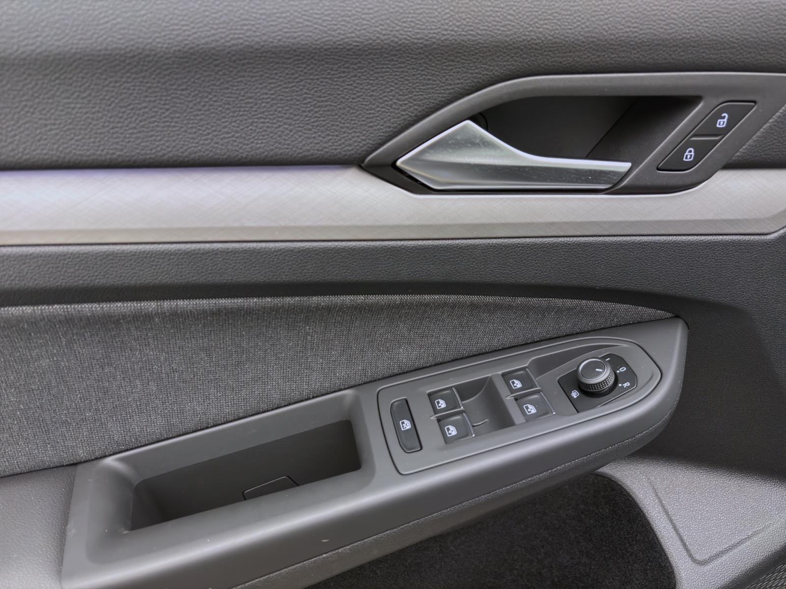 Bild 9: Volkswagen Golf Variant 1.0 TSI LIFE PANO STANDHZG IQ.LIGHT