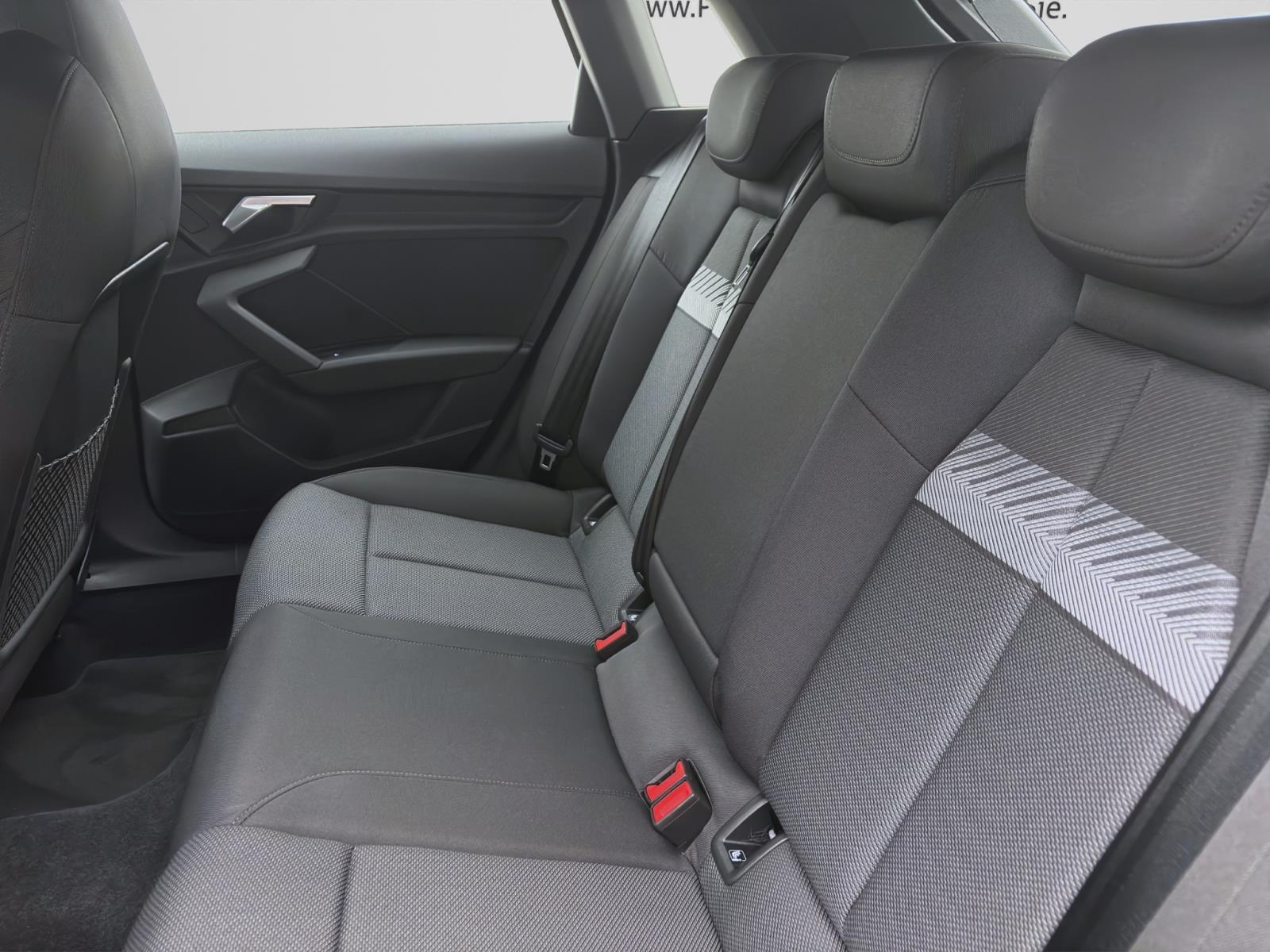 Bild 13: Audi A3 Sportback 30 TDI ADVANCED LED NAVI SITZHZG LM18