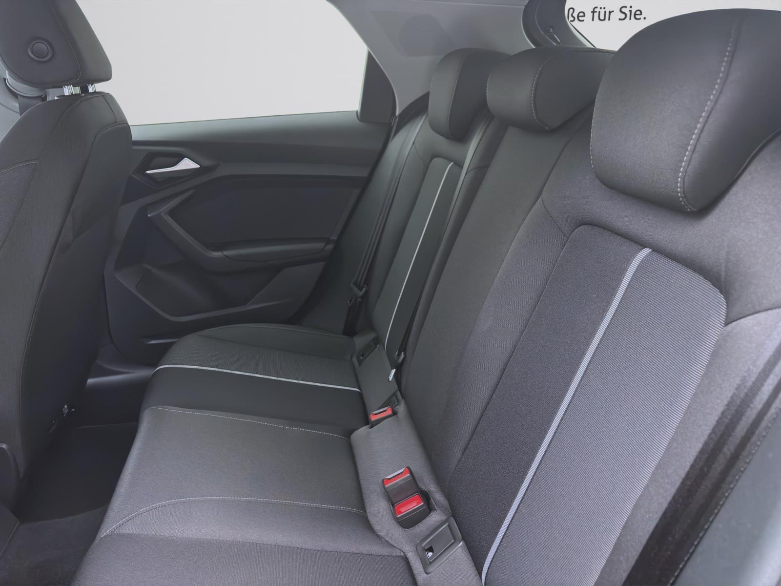 Bild 13: Audi A1 Sportback 25 TFSI ADVANCED PDC KLIMA SITZHZG LM16