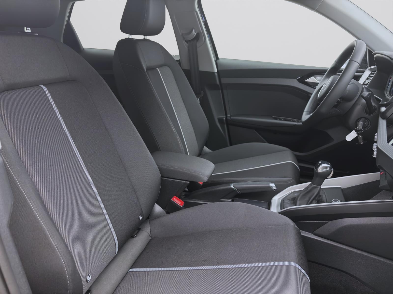Bild 14: Audi A1 Sportback 25 TFSI ADVANCED PDC KLIMA SITZHZG LM16