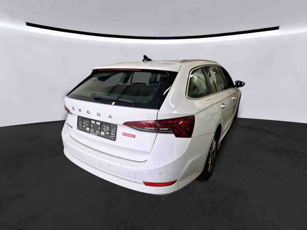 Skoda Octavia Combi 2.0 TDI DSG STYLE STDHZG AHK NAVI PDC