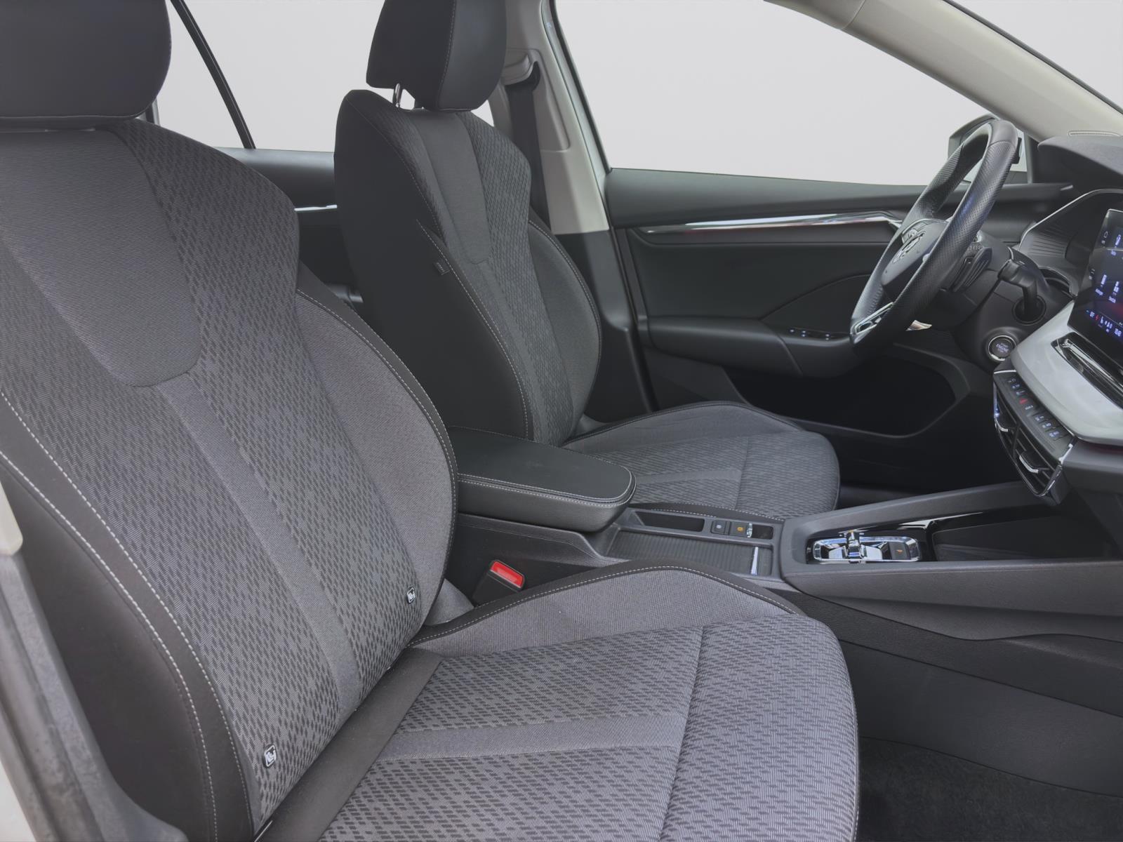 Bild 14: Skoda Octavia Combi 2.0 TDI DSG STYLE STDHZG AHK NAVI PDC