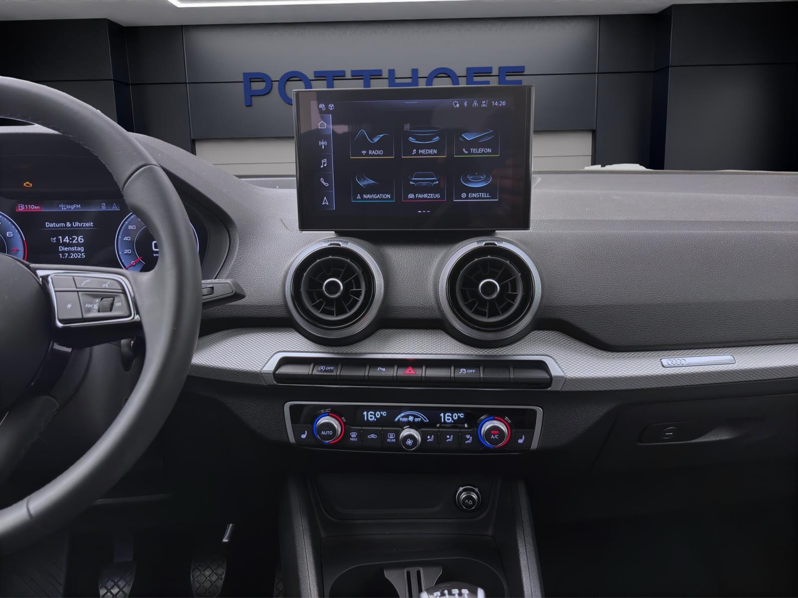 Bild 12: Audi Q2 30 TFSI ADVANCED PDC AHK NAVI KAMERA