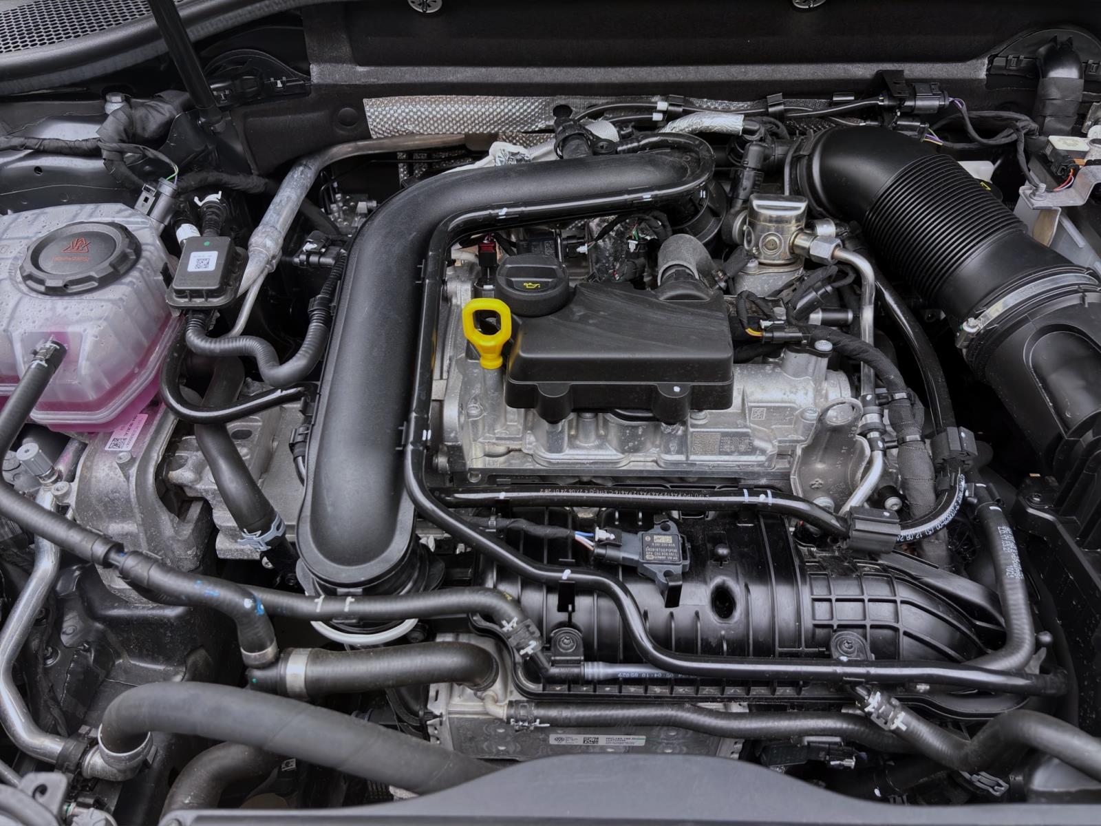 Bild 16: Audi Q2 30 TFSI ADVANCED PDC AHK NAVI KAMERA