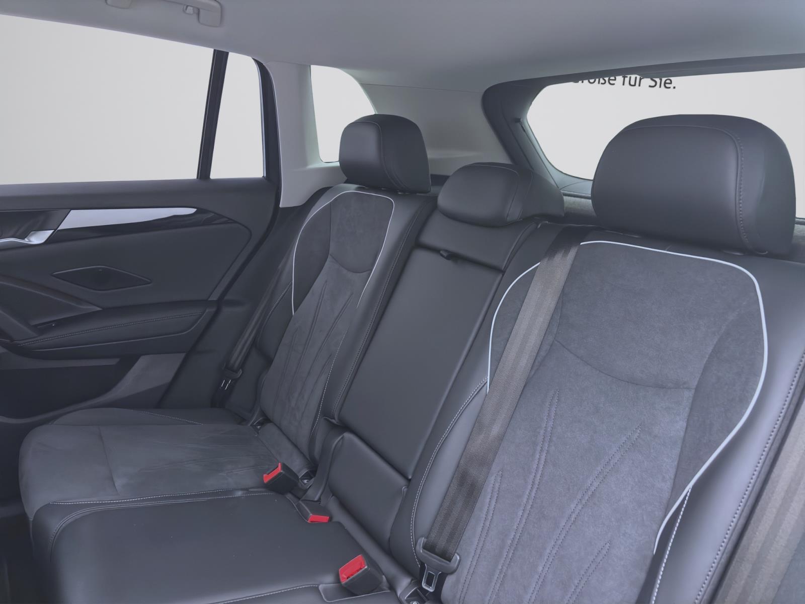 Volkswagen Tiguan 2.0 TDI DSG ELEGANCE NAVI IQ.LIGHT AHK PDC