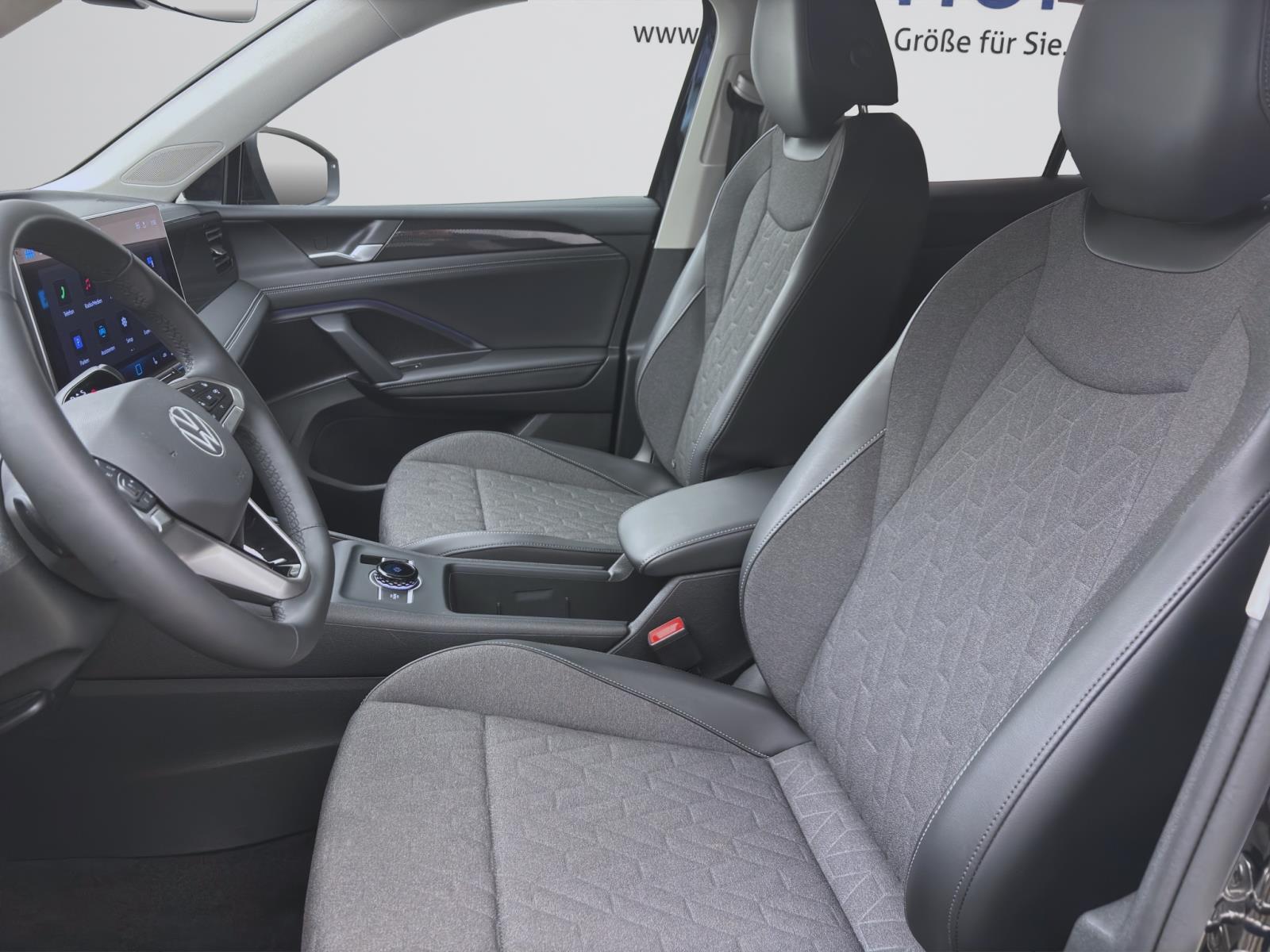 Bild 8: Volkswagen Tiguan 1.5 eTSI DSG LIFE AHK NAVI KAMERA LED+