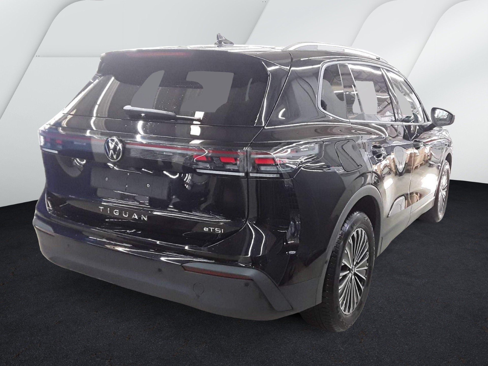 Volkswagen Tiguan 1.5 eTSI DSG LIFE NAVI AHK KAMERA PDC