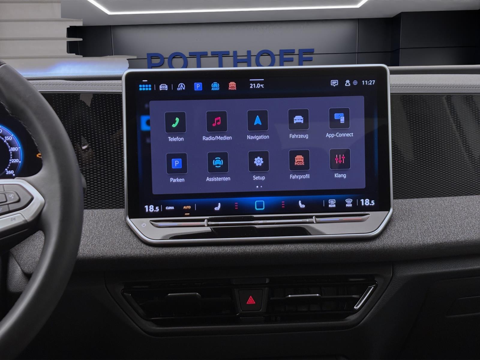 Volkswagen Tiguan 2.0 TDI DSG AHK NAVI KAMERA LED SITZHZG