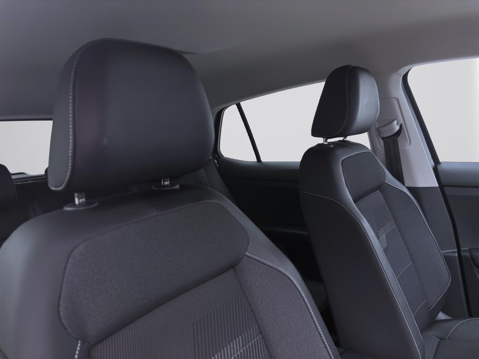 Volkswagen T-Cross 1.0 TSI DSG STYLE SITZHZG PDC KLIMA LED