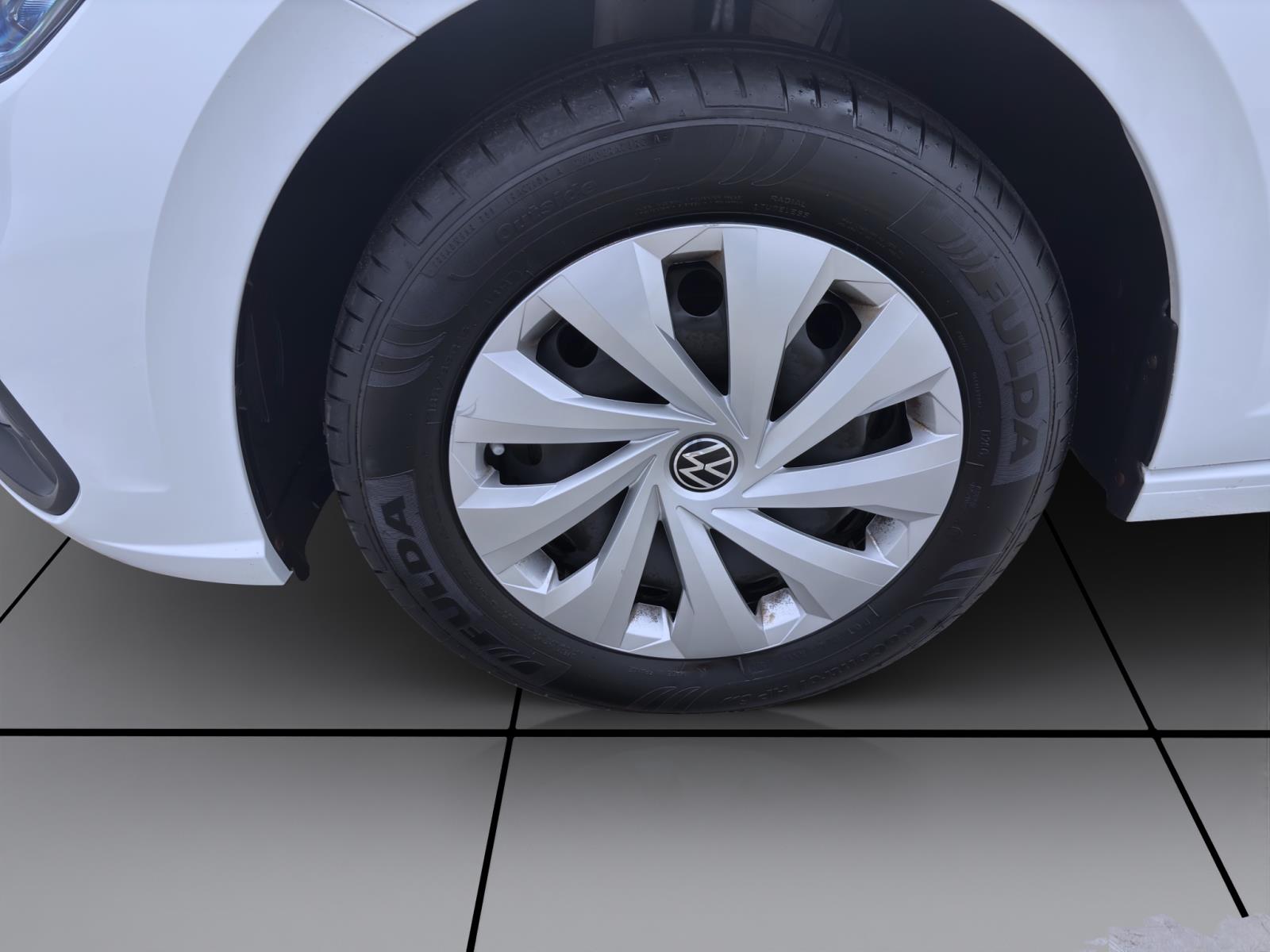Bild 7: Volkswagen Polo 1.0 TSI LIFE SITZHZG LED PDC DAB+