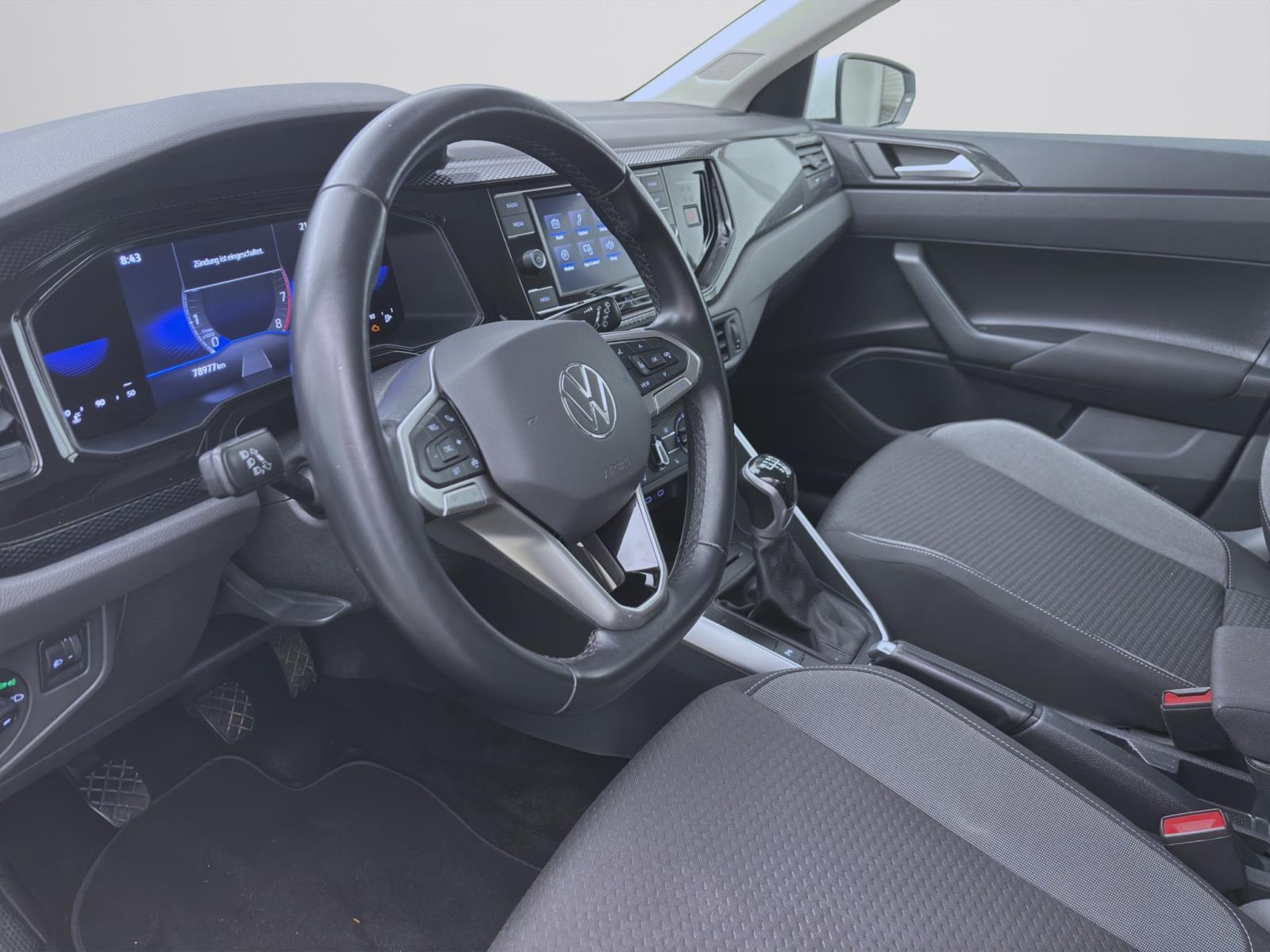 Bild 8: Volkswagen Polo 1.0 TSI LIFE SITZHZG LED PDC DAB+