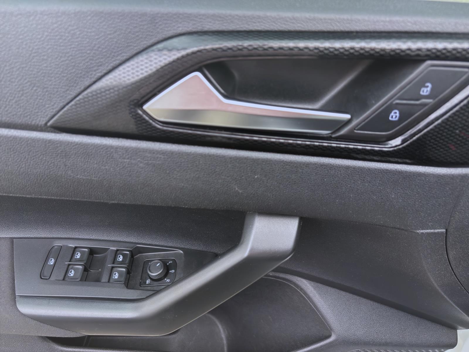Bild 9: Volkswagen Polo 1.0 TSI LIFE LED SITZHZG PDC KLIMA