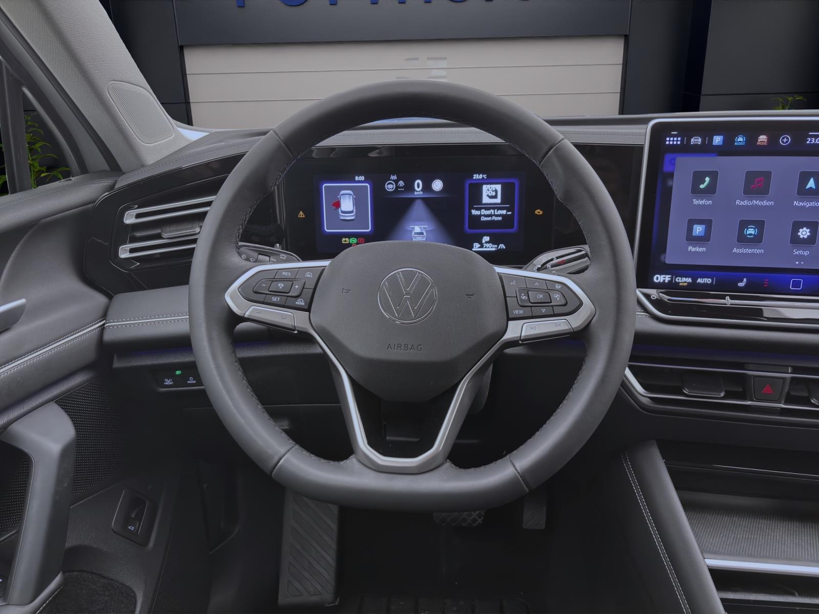 Bild 10: Volkswagen Tiguan 2.0 TDI DSG ELEGANCE NAVI IQ.LIGHT AHK PDC