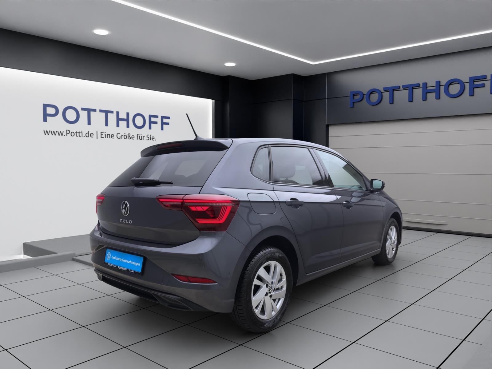 Volkswagen Polo 1.0 TSI DSG STYLE NAVI IQ.LIGHT ACC PDC